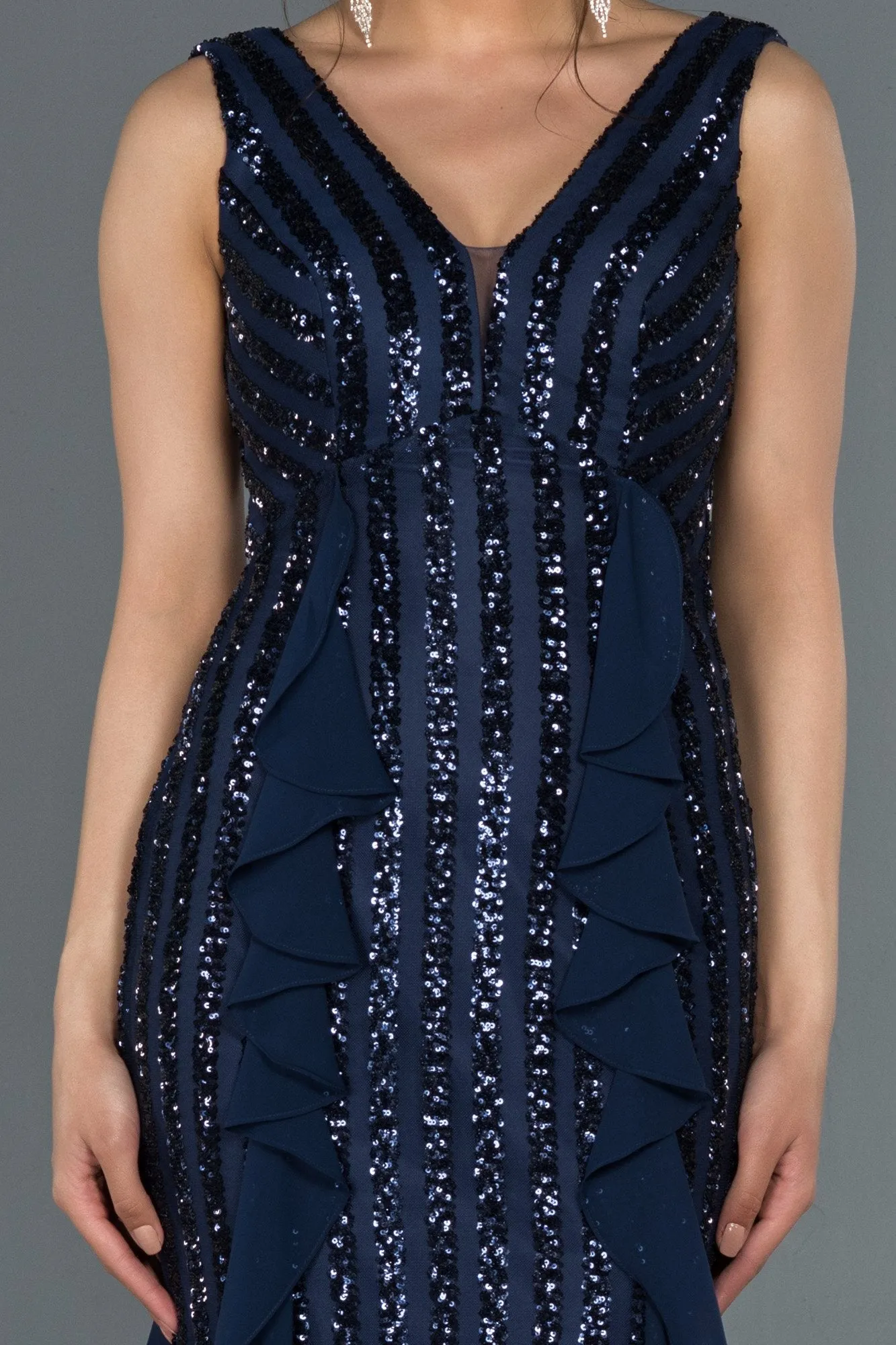 17000 Navy Blue Sequined Chiffon Detail Dress