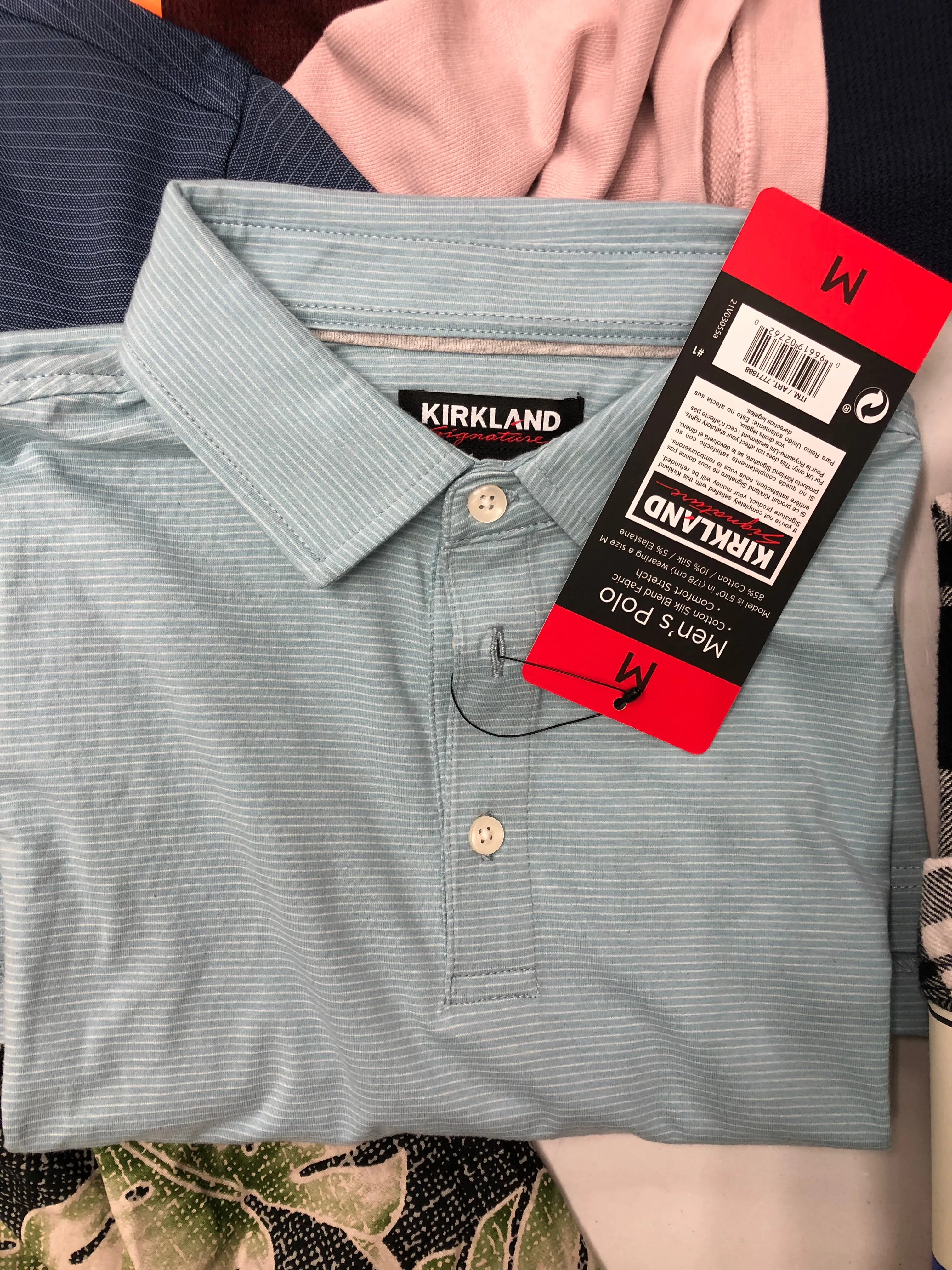 Men's Clothing Polo Shirts and other Tops Wholesale Lot, BANANA REPUBLIC, AMERICAN APPAREL, KIRKLAND, PEBBLE BEACH and more, 18 items, Shelf Pulls, MSRP $670