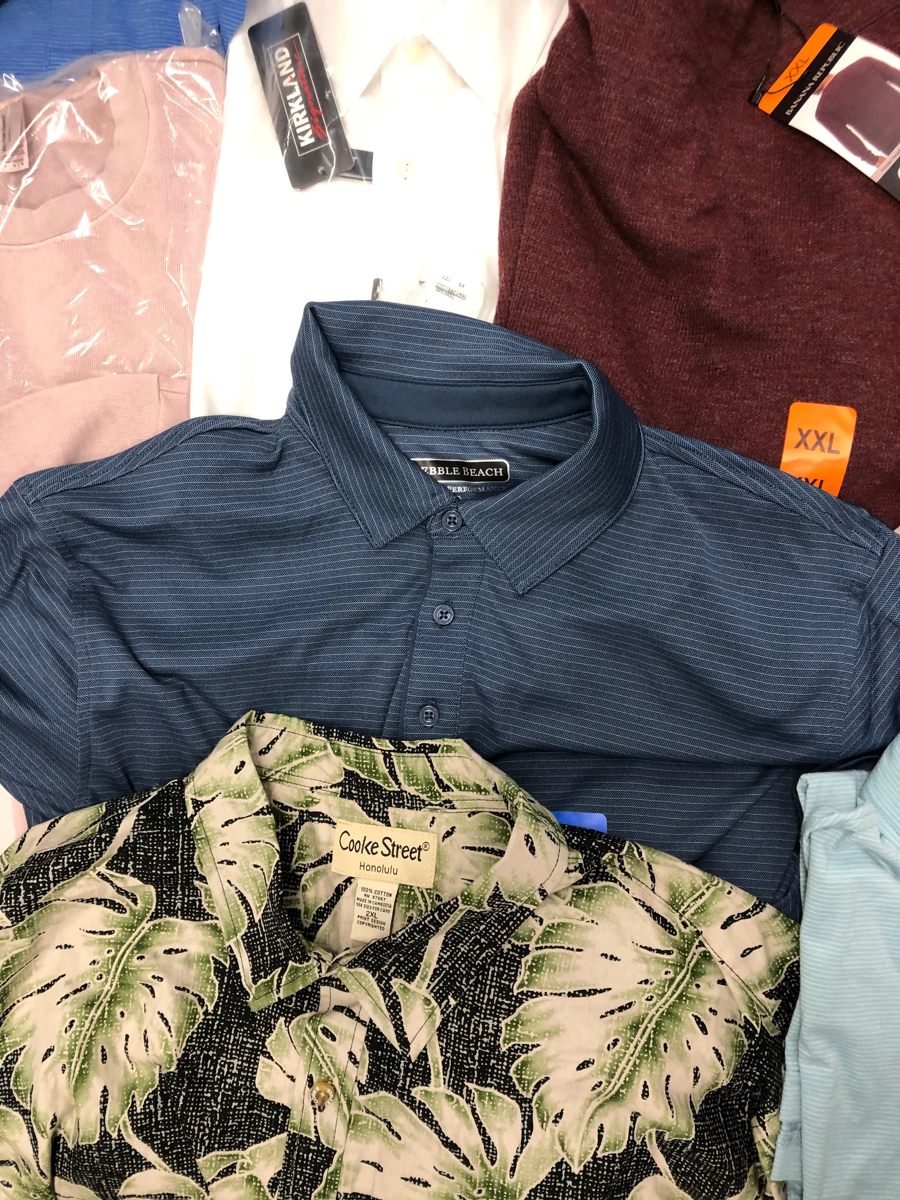 Men's Clothing Polo Shirts and other Tops Wholesale Lot, BANANA REPUBLIC, AMERICAN APPAREL, KIRKLAND, PEBBLE BEACH and more, 18 items, Shelf Pulls, MSRP $670