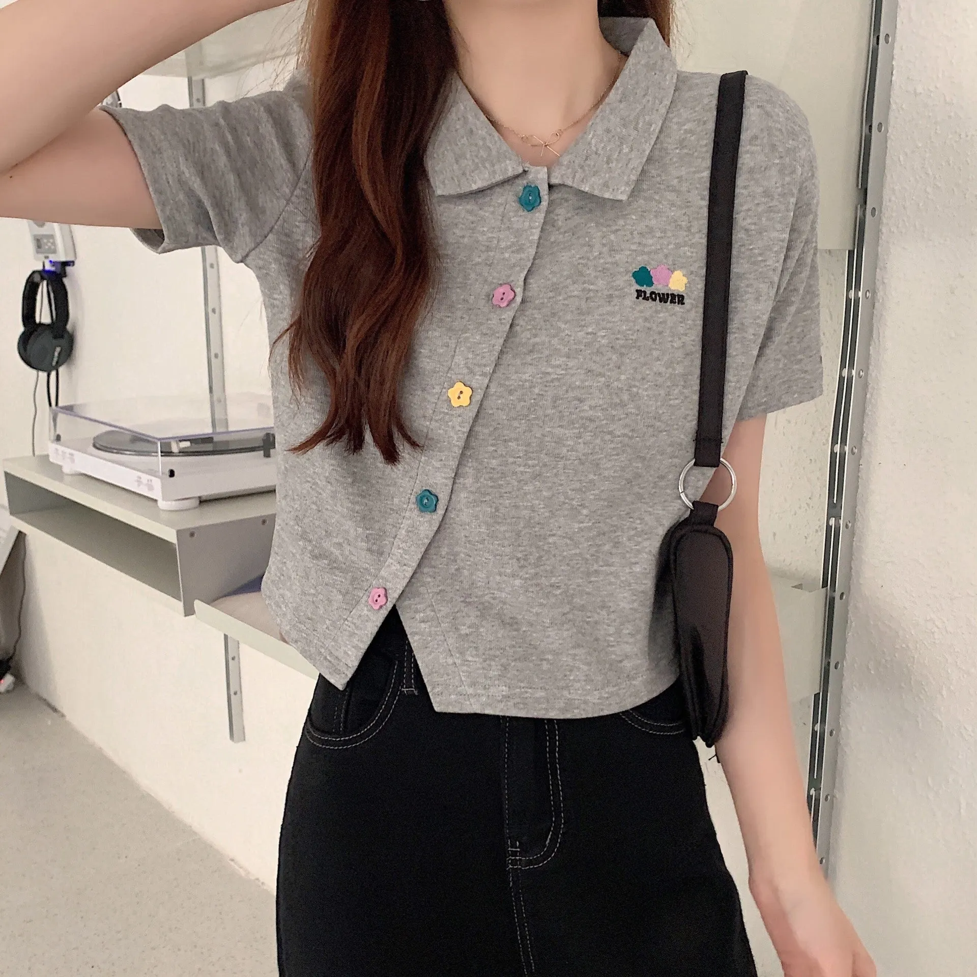 Plus size non traditional placket floral buttons embroidery applique lapel collar summer jacket cropped polo shirt