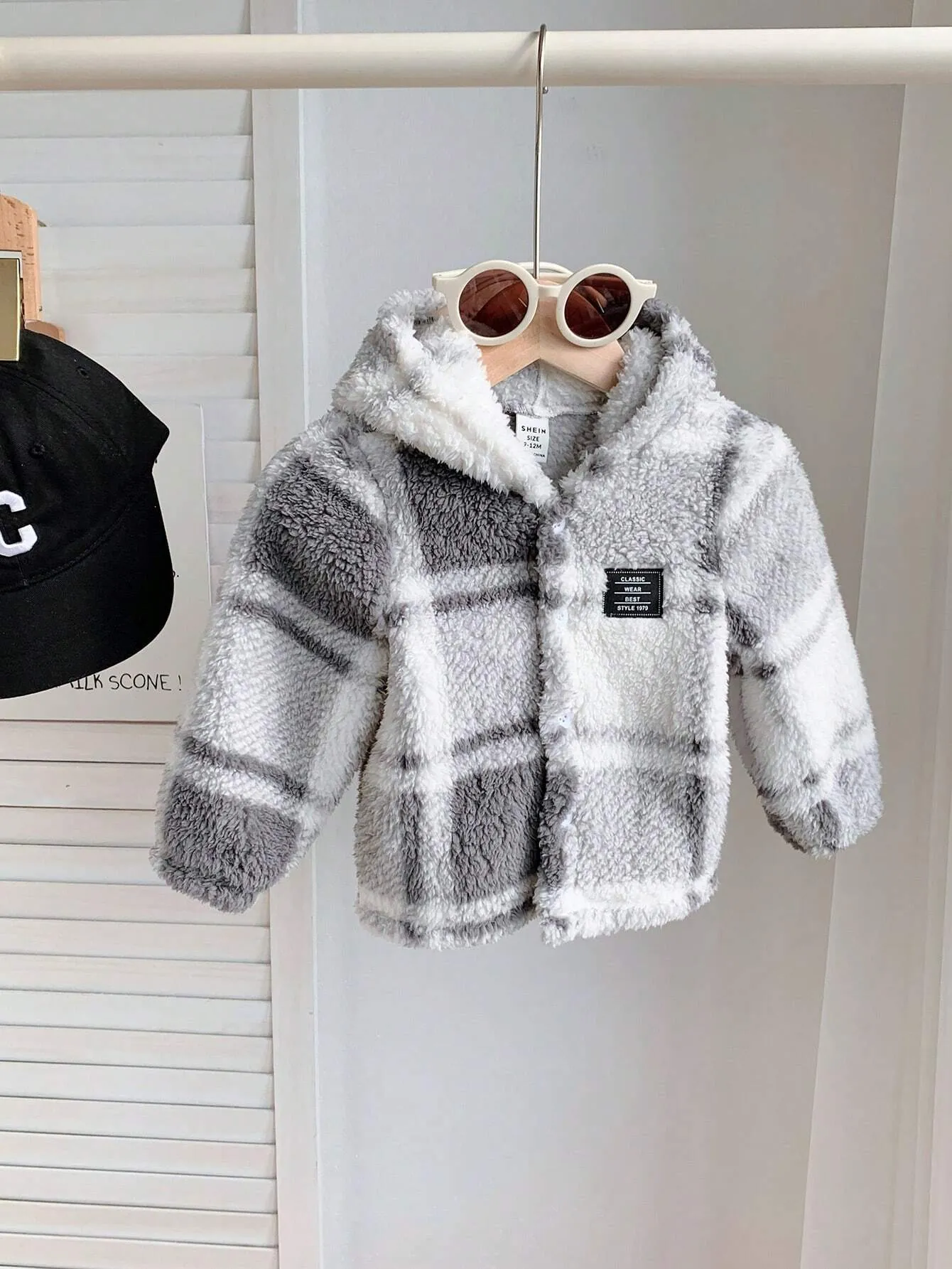 SHEIN Baby Boy/Girl Soft & Comfortable Fleece Patch Print Hooded Jacket, Casual & Warm Windbreaker For Fall & Winter